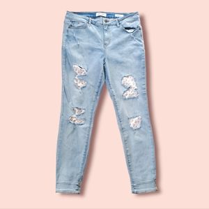 Judy Blue Floral Patch Distressed Skinny Mom High Waist Jeans